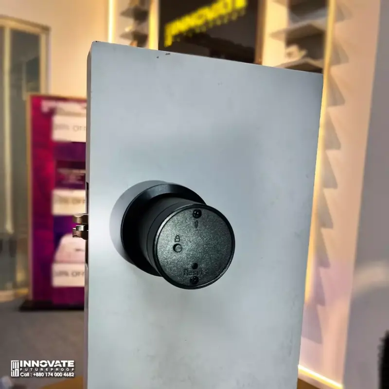 innovate smart round bolt lock back